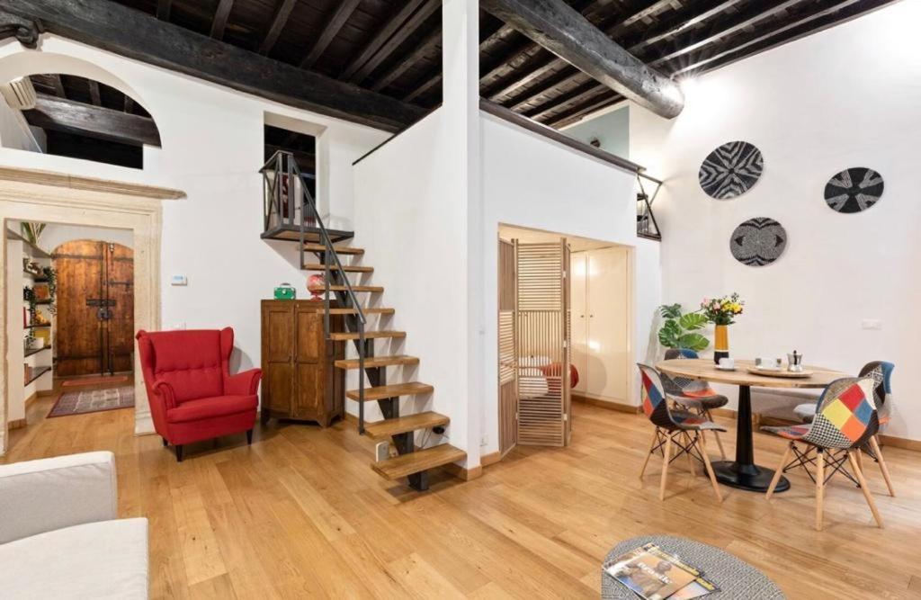 Apartment Campo De' Fiori Loft The Angeli's *