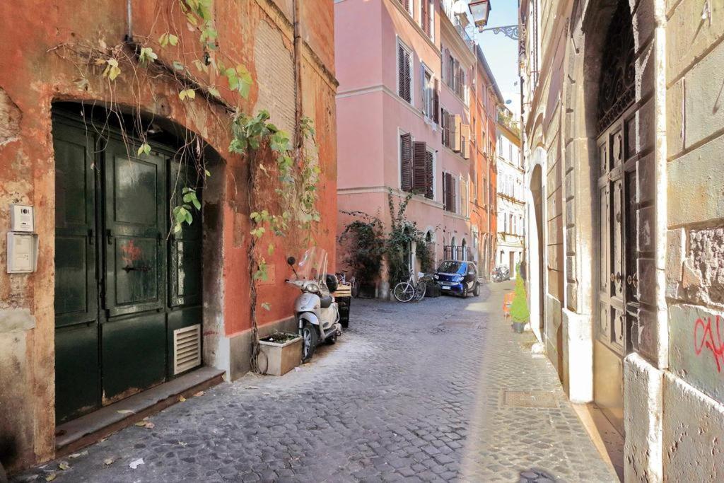 Apartment Campo De' Fiori Loft The Angeli's